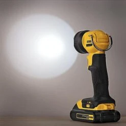 Dewalt DCL040 18V XR Torch Pivot LED Work Light -Outlet The Build Edge Store 0049462 700