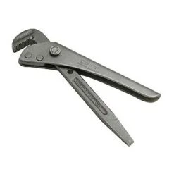 Footprint Pipe Wrench 175mm
