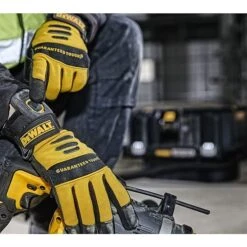 DEWALT DCV586MN 54V XR Flexvolt 'M' Class Dust Extractor Cordless T-Stak Body Only -Outlet The Build Edge Store 0089339 700