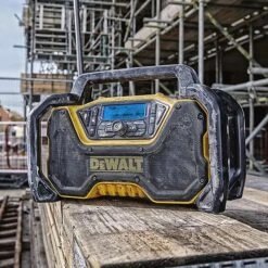 DeWalt DCR029 12/18V Compact Digital Bluetooth Radio -Outlet The Build Edge Store 0094986 700