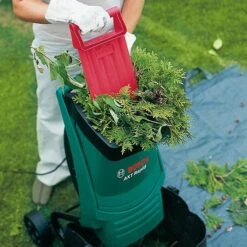 Bosch AXT Rapid 2200 Watt Garden Shredder 40mm Max Diameter -Outlet The Build Edge Store 0095295 700