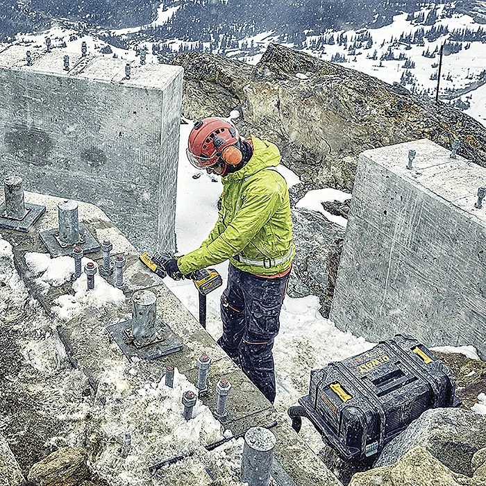 DeWalt DCG418N 54V FlexVolt High Power 125mm Angle Grinder Body Only 4 DeWalt DCG418N 54V FlexVolt High Power 125mm Angle Grinder Body Only - Image 4