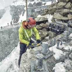 DeWalt DCG418X2 54V FlexVolt XR High Power 125mm Angle Grinder 2 X 9.0Ah Batteries -Outlet The Build Edge Store 0096332 700