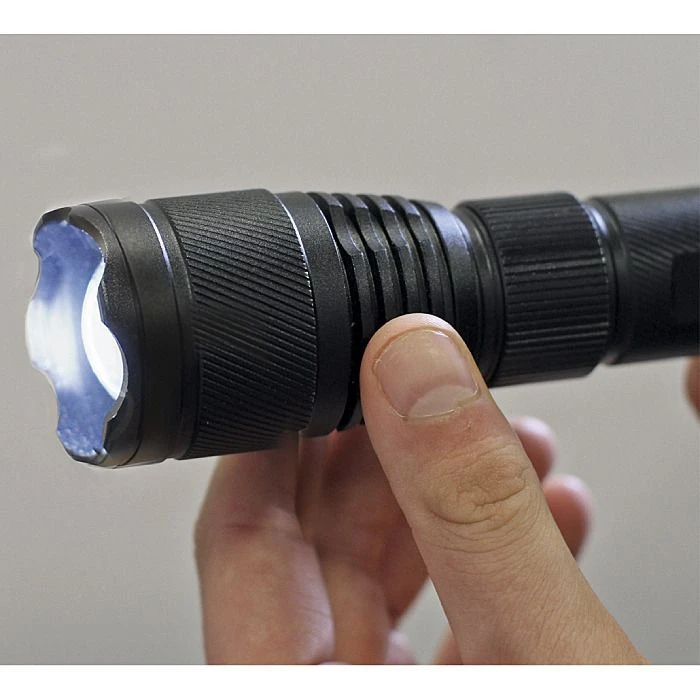 Sealey LED449 Aluminium Li-ion 10W LED Torch 4 Sealey LED449 Aluminium Li-ion 10W LED Torch - Image 4