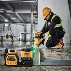 DeWalt DCE089NG18 12V/18V Multi-Line Green Laser Body Only 9 DeWalt DCE089NG18 12V/18V Multi-Line Green Laser Body Only -Outlet The Build Edge Store 0098829 700