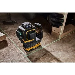 DeWalt DCLE34031D1 18V XR Compact 3x360° Green Laser & 2.0Ah Battery -Outlet The Build Edge Store 0102736 700