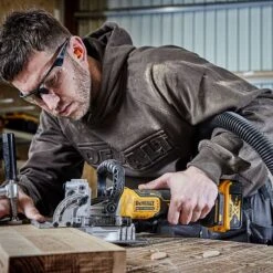 DeWalt DCW682NT 18V XR Cordless Biscuit Jointer Body Only -Outlet The Build Edge Store 0103272 700