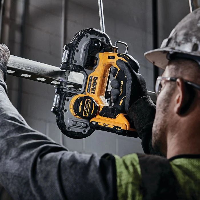 DeWalt DCS377NT 18V XR Compact Cordless Bandsaw T-Stak & Body Only 4 DeWalt DCS377NT 18V XR Compact Cordless Bandsaw T-Stak & Body Only - Image 4