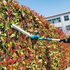 Makita DUN461WZ 18V Telescopic Pole Hedge Trimmer Body Only -Outlet The Build Edge Store 0104073 700