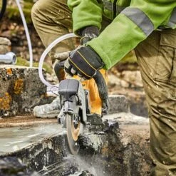 DeWalt DCS691N 54V FlexVolt 230mm Cut-Off Saw Body Only -Outlet The Build Edge Store 0104128 700