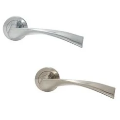 Irish Forged Andrews Lever On Rose Door Handles